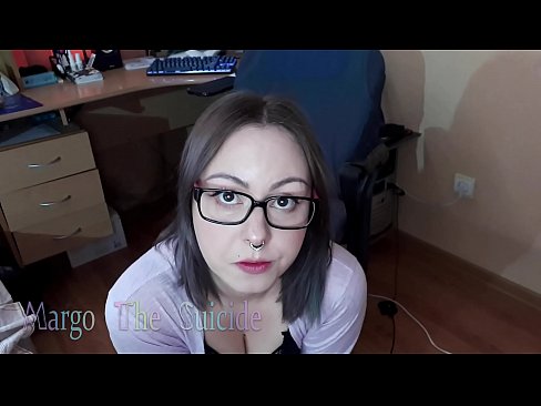 ❤️ Rapariga Sexy com Dildo de Óculos Chupa Profundamente na Câmara Porno real vídeo em nós pt.epicshowdown.top